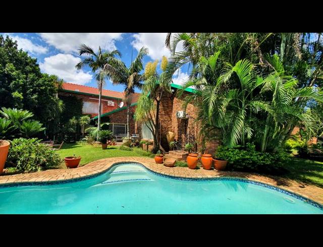 4 BEDROOM HOUSE FOR SALE IN SINOVILLE